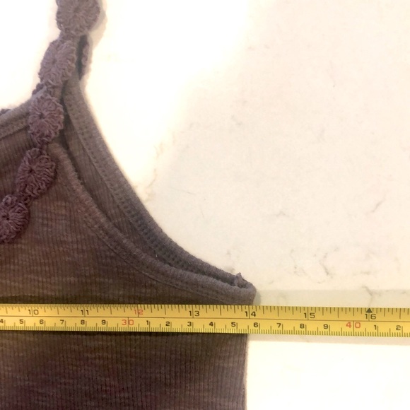 BR rare cami with flower straps - Picture 4 of 4